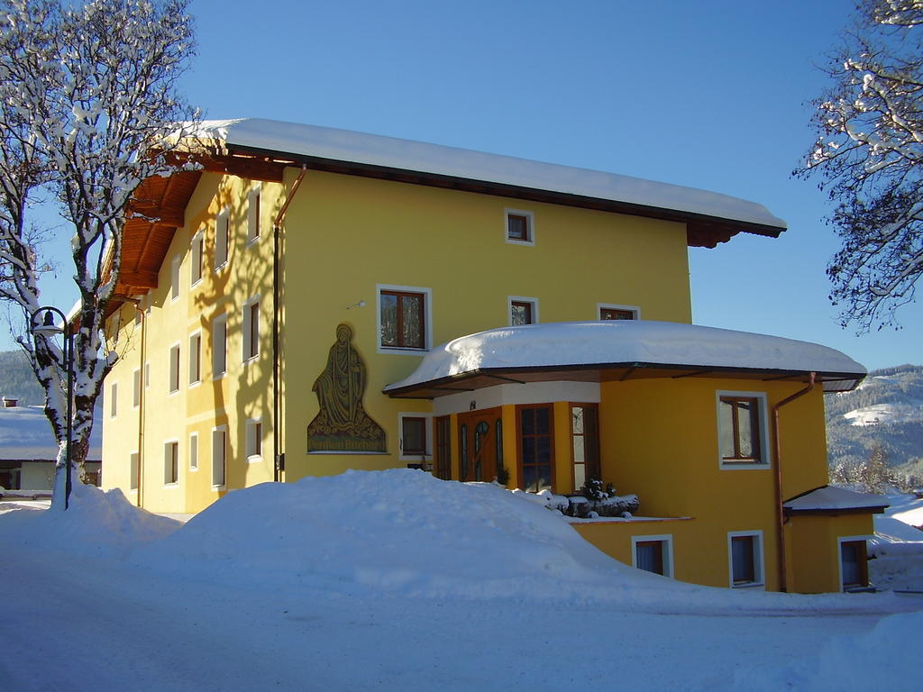 Hotel Pension Barbara Sankt Martin am Tennengebirge Exterior foto